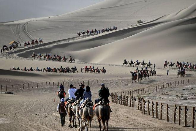 确定性应对各种不确定性——中国经济圆桌会聚焦“四稳”麻将胡了中国经济圆桌会·新华全媒头条以高质量发展的(图3)